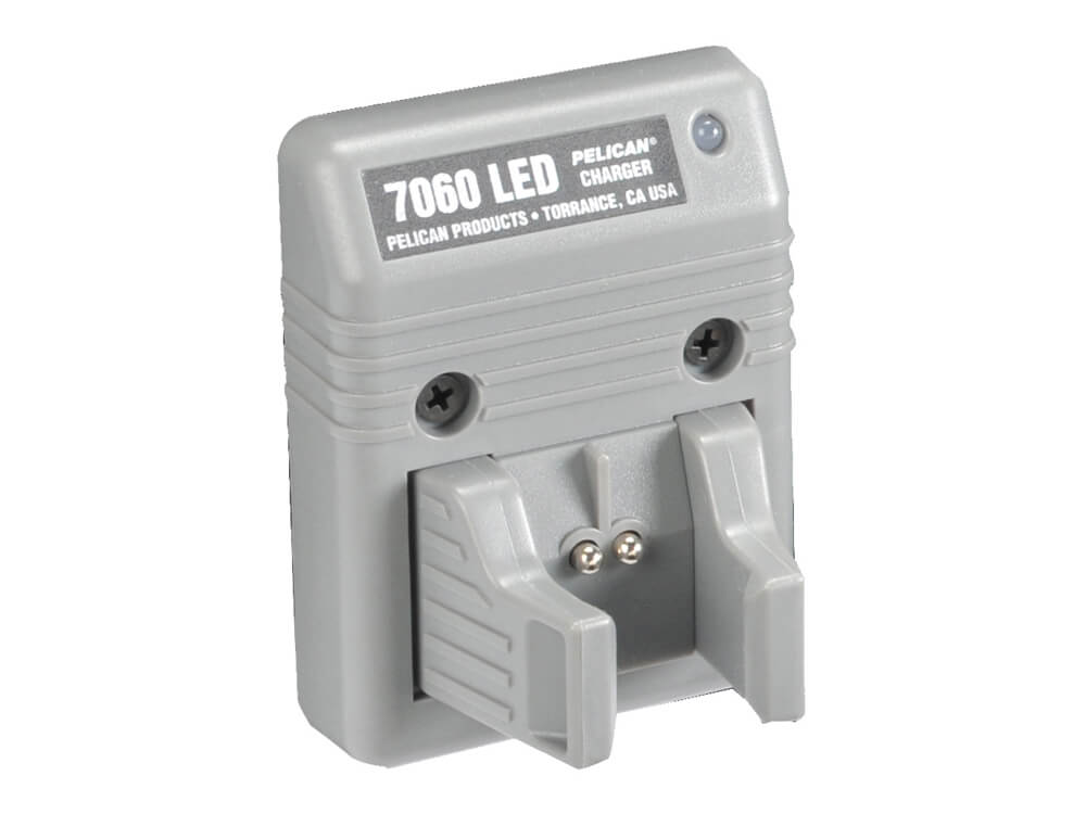 Desk/Dash Charger - 7060