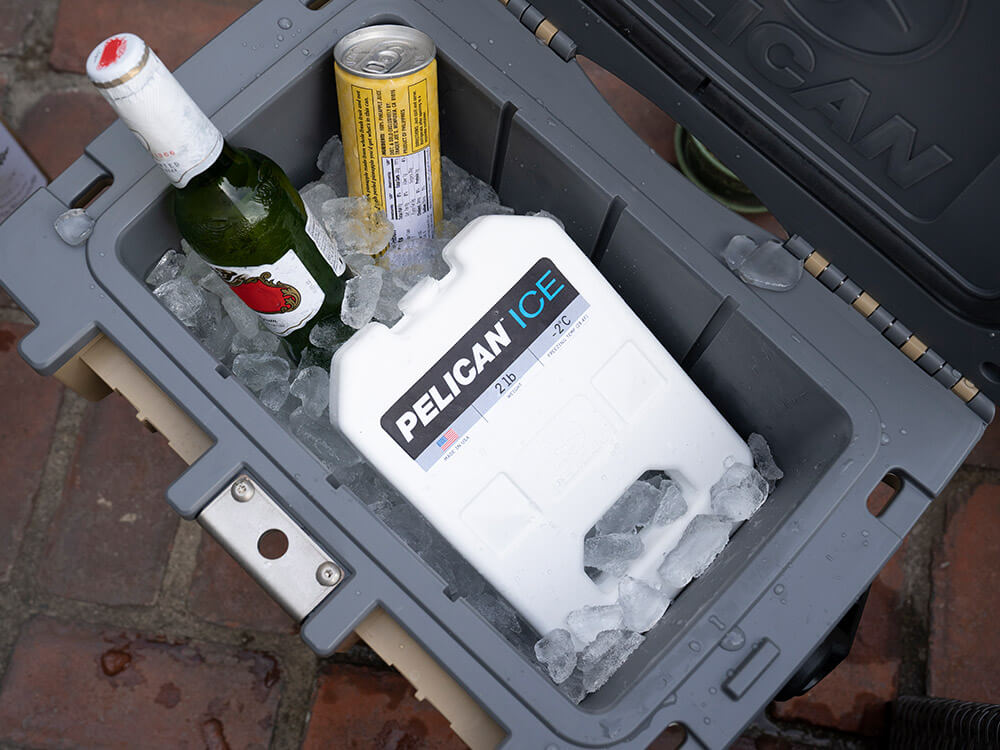 Pelican cooler shop ice pack